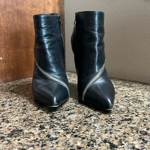 Saint Laurent. Black boots. Worn.